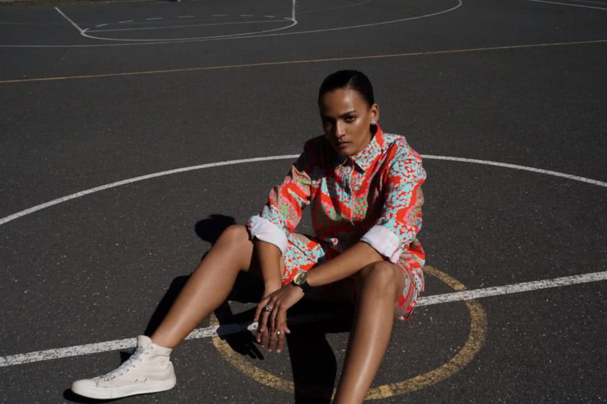 Apple shares race ahead, Women in Electronic Music returns to VIVID, and more