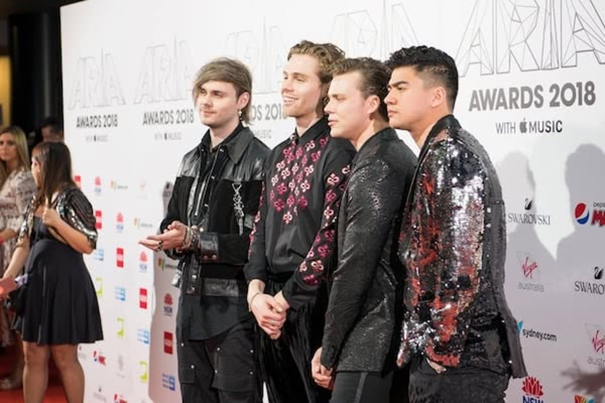 5 Seconds of Summer’s ‘CALM’ rules U.K., Australia charts