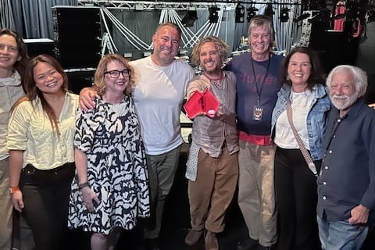 John Butler Presented With ARIA #1 Chart Award In Sydney