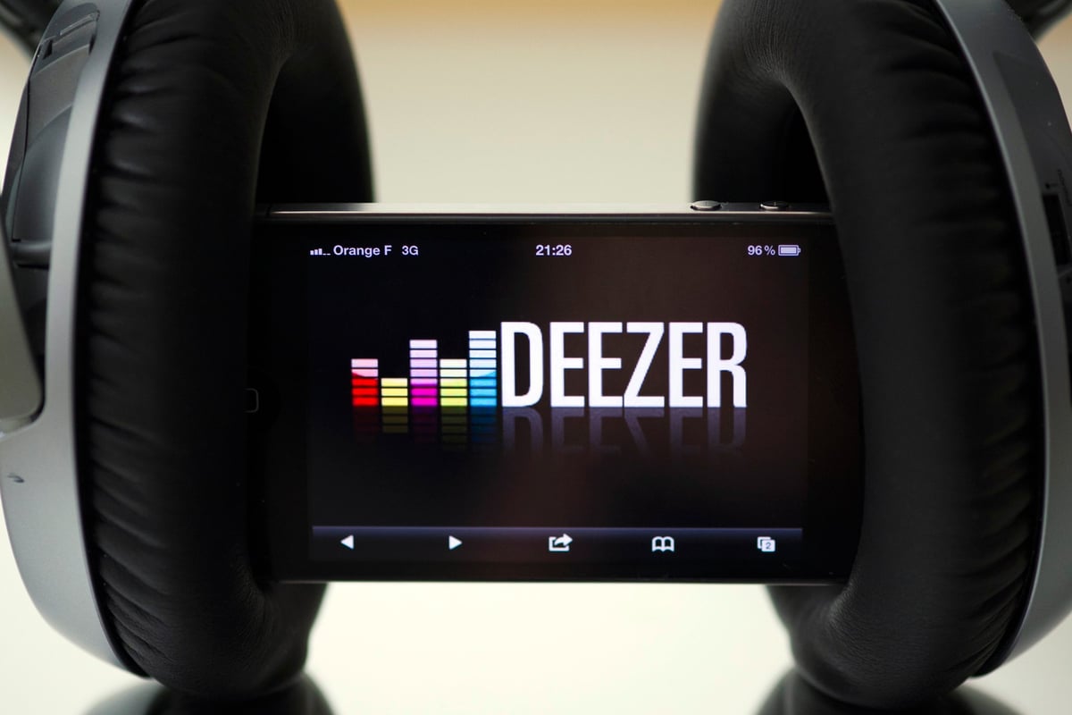 Deezer postpones A$467.5m IPO