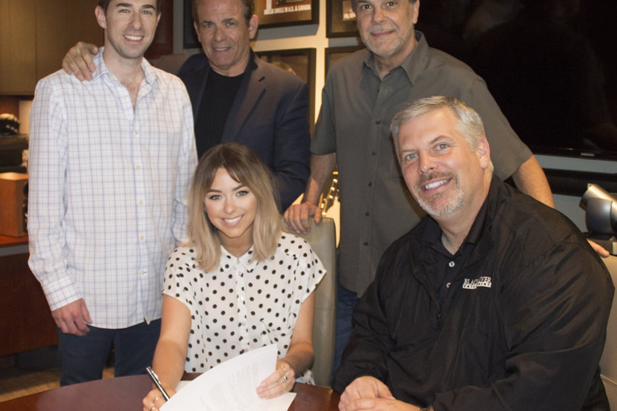 Nashville’s Black River signs Sydney artist Nikita Karmen