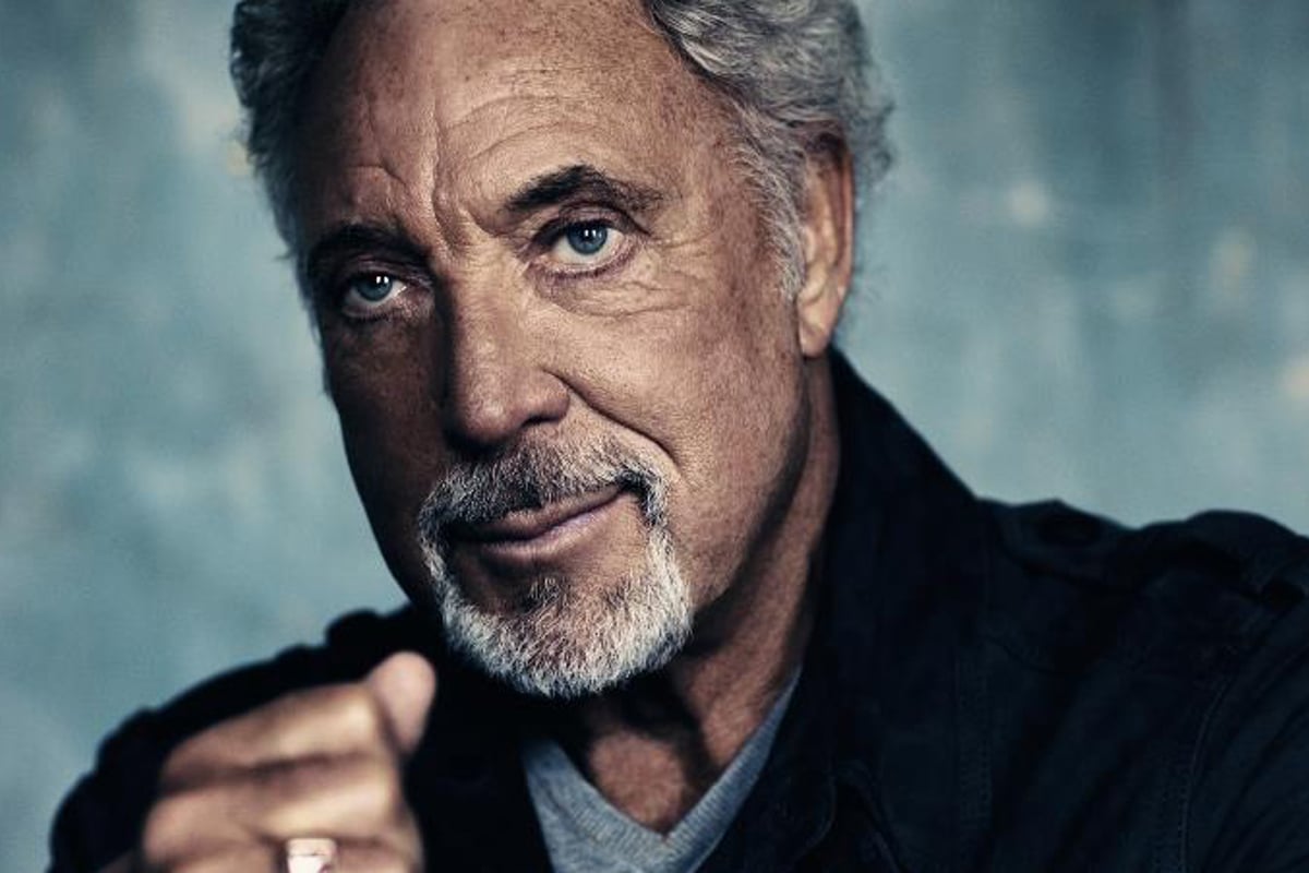 Tom Jones, Noel Gallagher, Decemberists join Bluesfest 2016