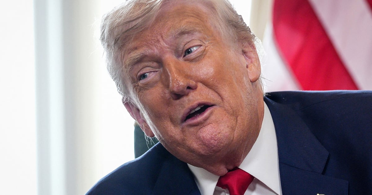 Trump Effort to Distract From Epstein Mess a 'Ticking Time Bomb'