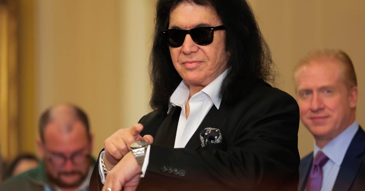 Gene Simmons Says Artists Treated ‘Worse Than Slaves’ Because Radio Doesn’t Pay Them