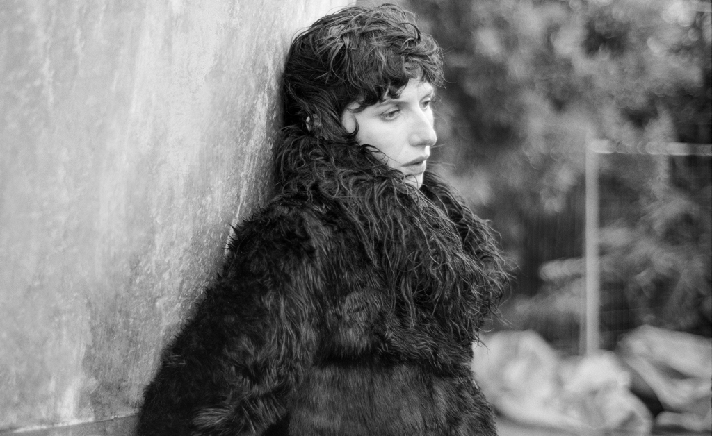Aldous Harding Is Coming to Australia