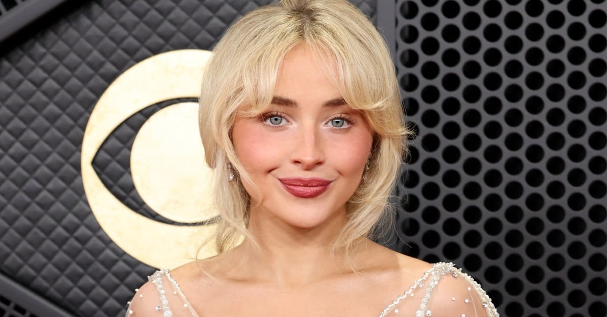 Sabrina Carpenter Wraps Coachella Around Her Finger With Hollywood-Ready Headlining Set Sabrina Carpenter Wraps Coachella Around Her Finger With Hollywood-Ready Headlining Set