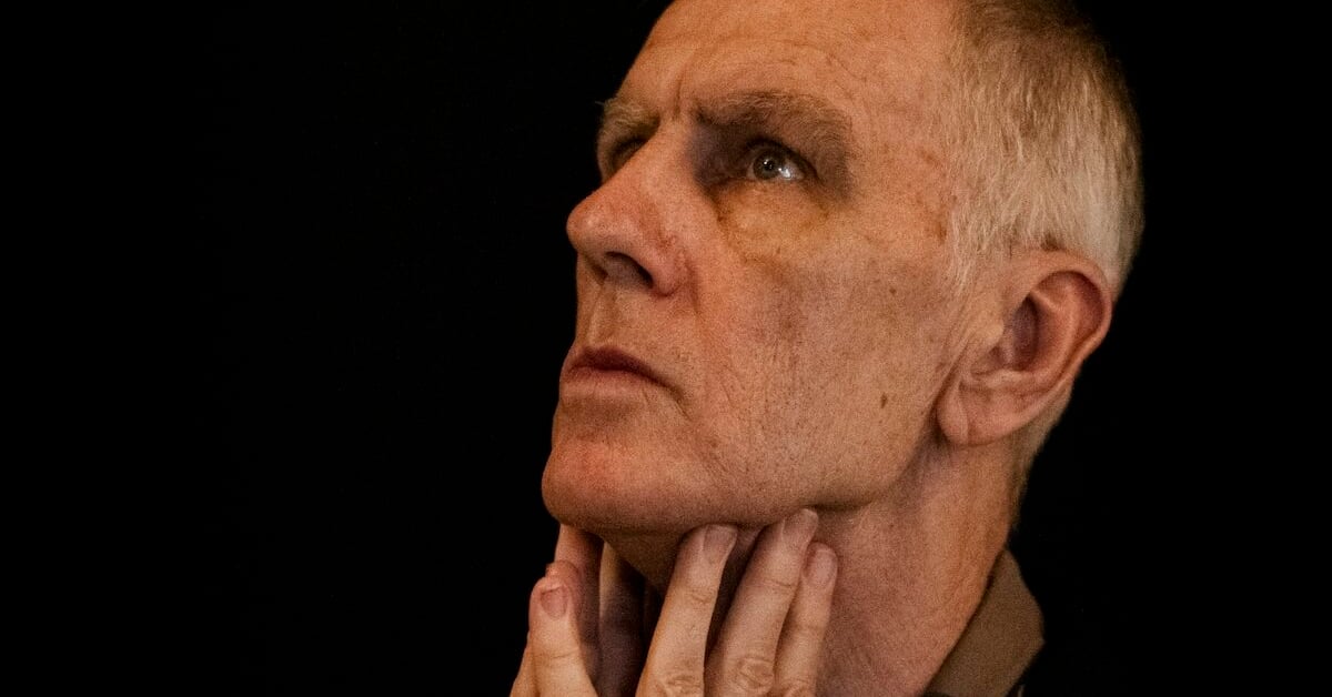 How The Go-Betweens’ Robert Forster Turned His Indie Music Past Into A Crime Novel