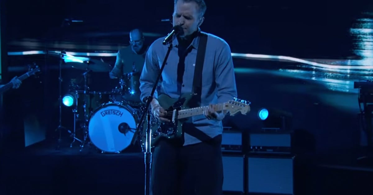 Death Cab for Cutie Perform 'Riptides' on Kimmel