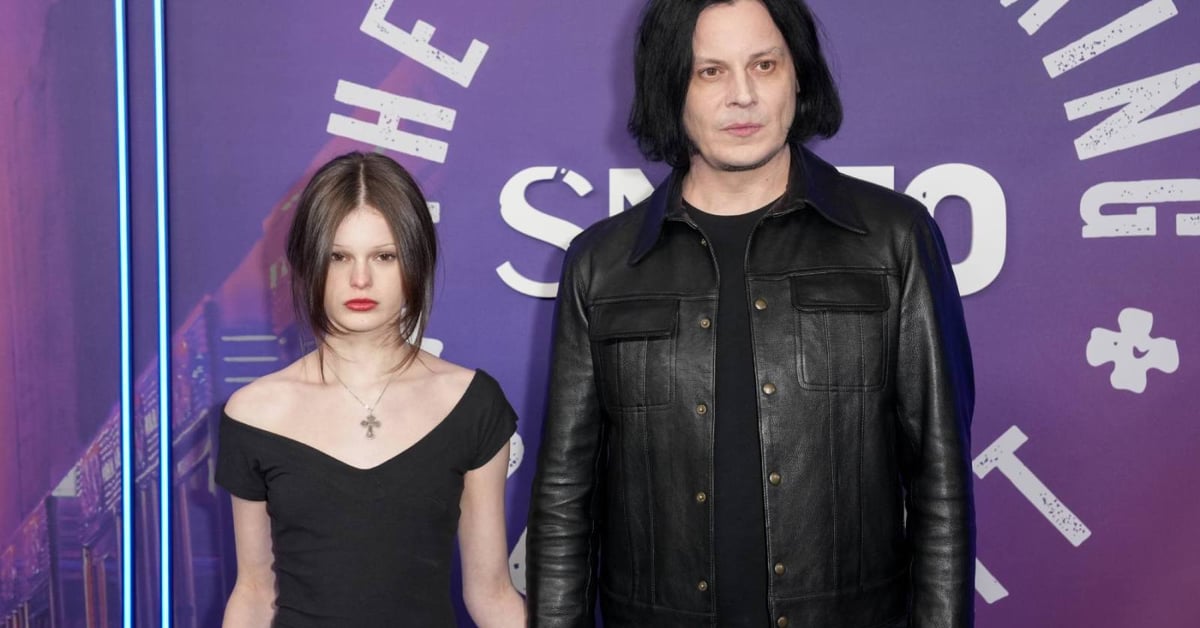 Jack White Performs the White Stripes' 1999 Track ‘Cannon' With Daughter Scarlett