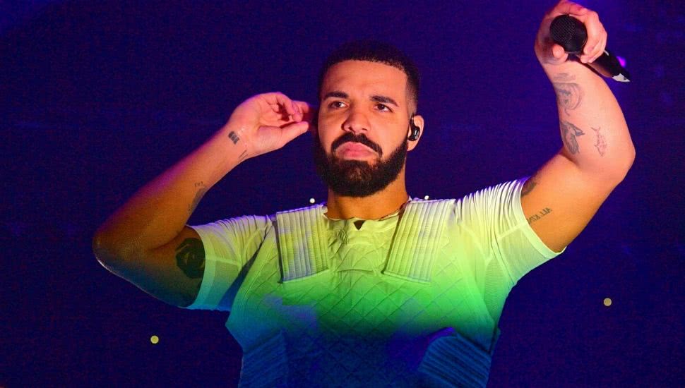 Drake Breaks Silence On The Astroworld Deaths My Heart Is Broken