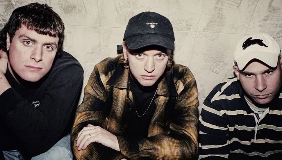 DMA’S Celebrate 10 Years of Debut Album With One-Off Hometown Show