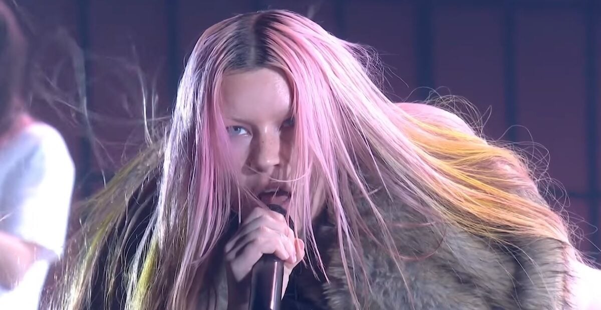 Wet Leg Make History as First-Ever Musical Guest on ‘SNL UK’