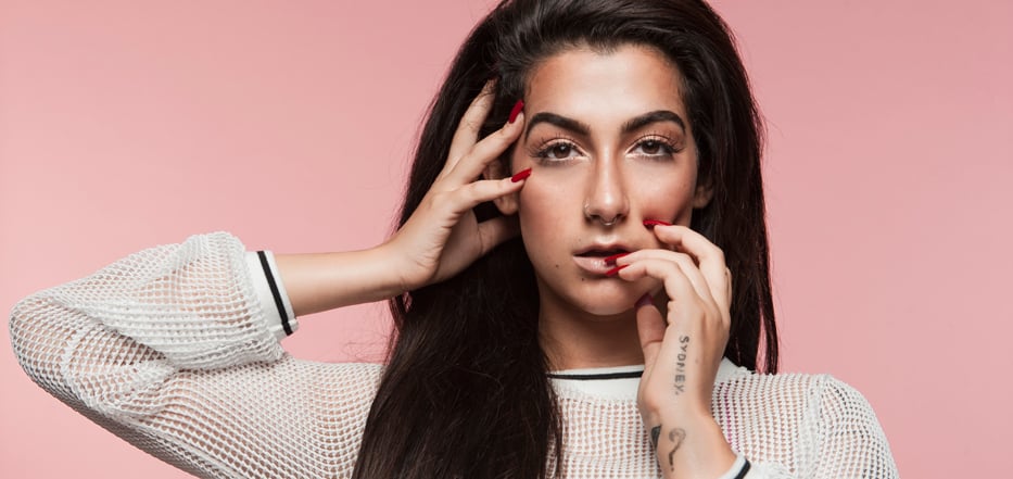 FEATURE: Introducing... Lily V