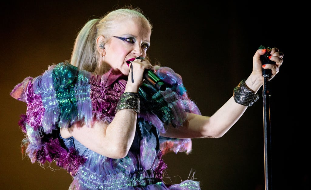 Garbage’s Shirley Manson Addresses Beach Ball Incident, Pays Tribute to Michael Gudinski