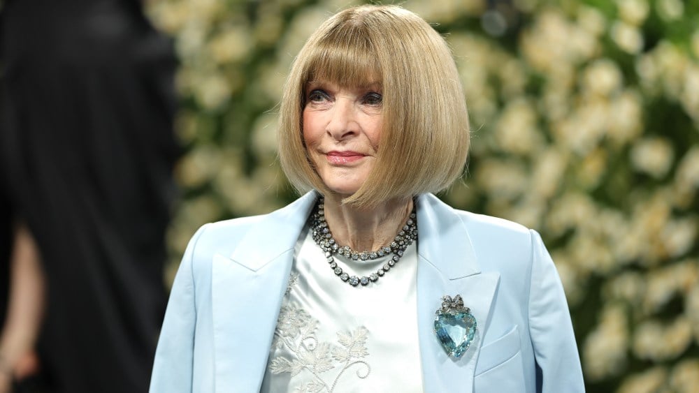 Anna Wintour Stepping Down as Vogue U.S. Editor-in-Chief