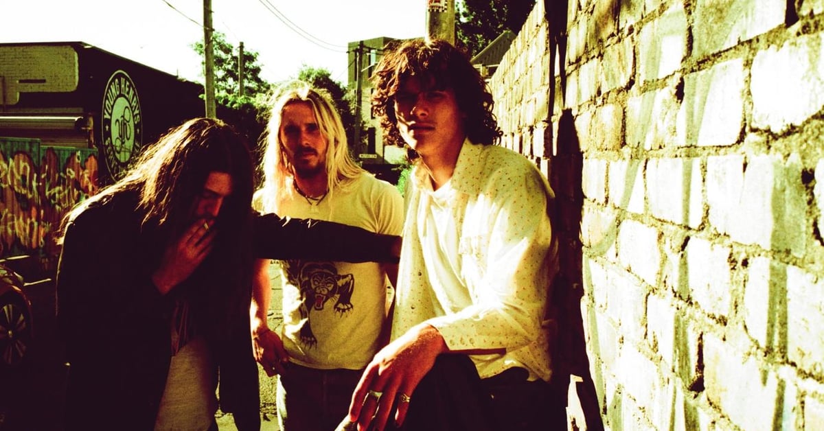 EMI / Universal Music Australia Signs HEADSEND (EXCLUSIVE)