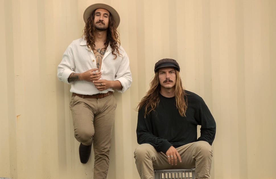 Get To Know Sunshine Coast's heartfelt indie folk duo The Dreggs