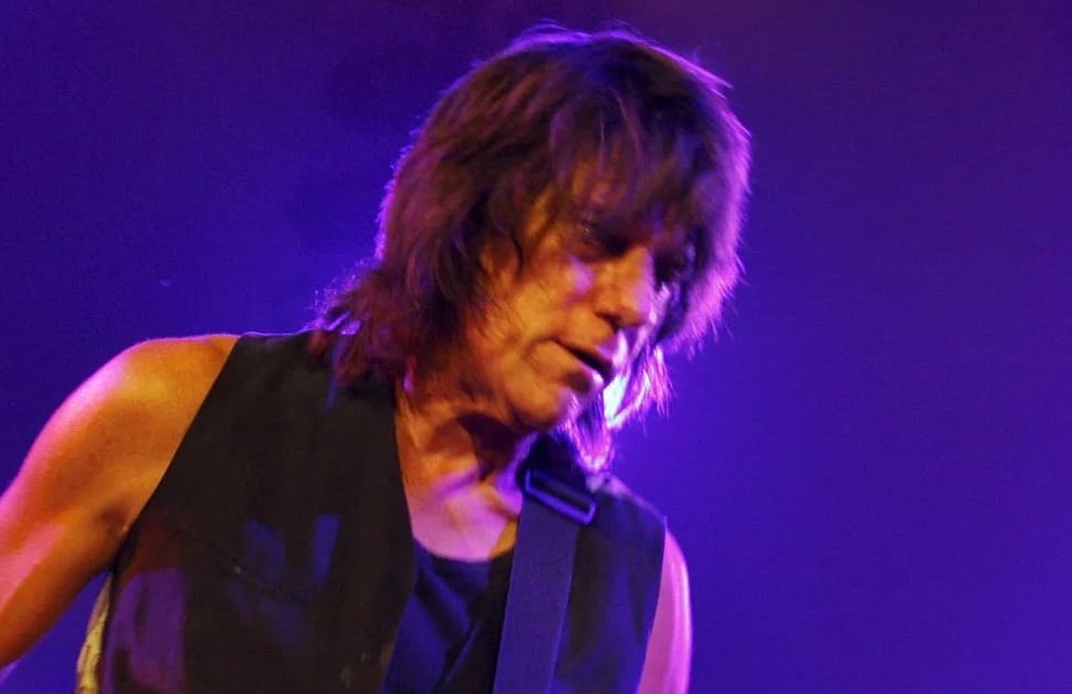 Legendary Guitarist Jeff Beck Dies Aged 78