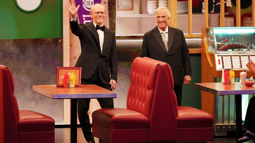 Henry Winkler Punches The Jukebox Again During Happy Days Emmys