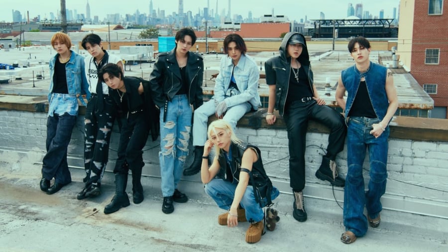 Stray Kidsフーディ Sydney オーストラリアXL