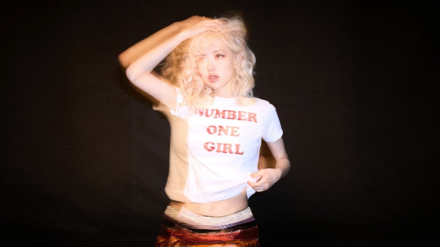 Rosé Returns to No. 1 on ARIA Chart With ‘APT.’