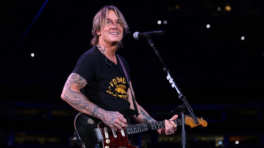 Keith Urban Sets 2025 