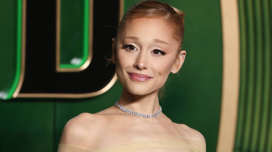 Ariana Grande Says She Advised #39 Wicked #39 Rivals Auditioning for Same Role