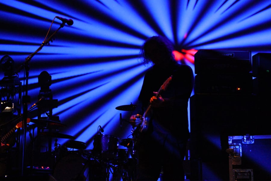 Image of My Bloody Valentine performing live