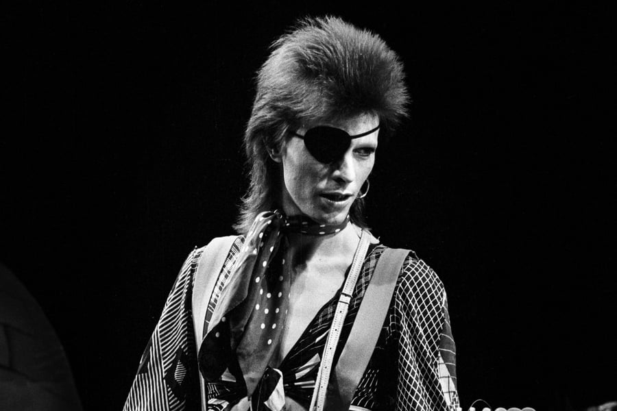 Bowie-1-1.jpg?resize=900,600&w=450