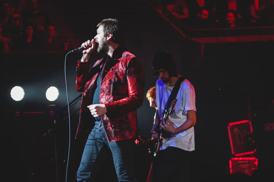 Tom Meighan of Kasabian performing in Sydney in 2017