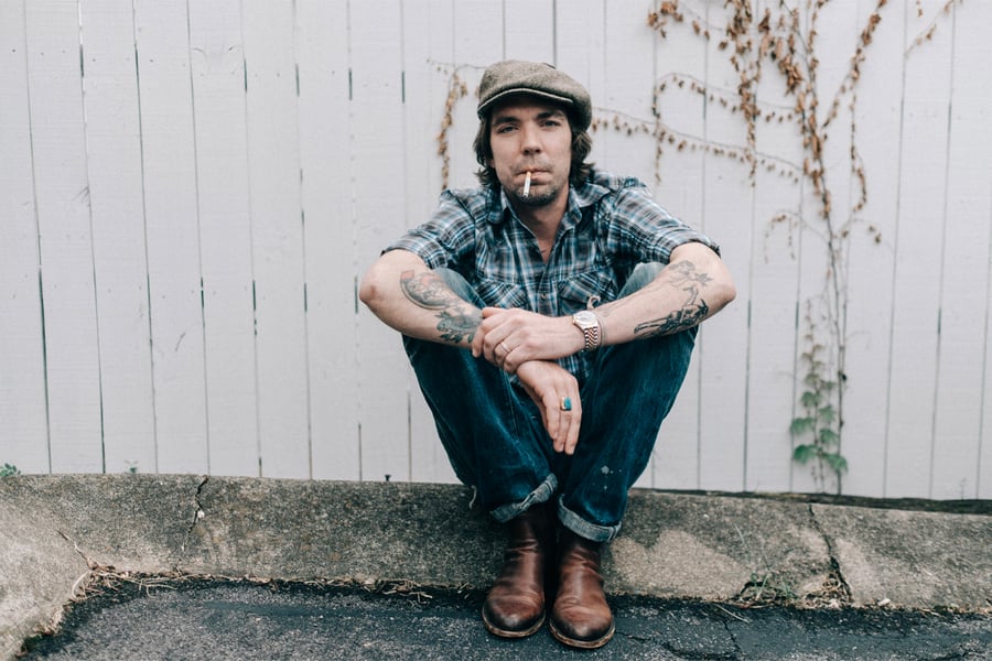 Justin Townes Earle has passed away at the age of 38, his official Facebook page has confirmed.