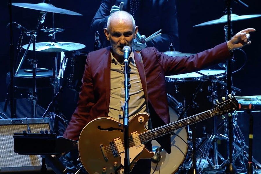 Image of Paul Kelly performing live