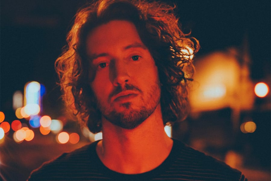 Image of Dean Lewis