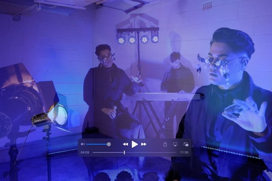 sheldon riley in my room