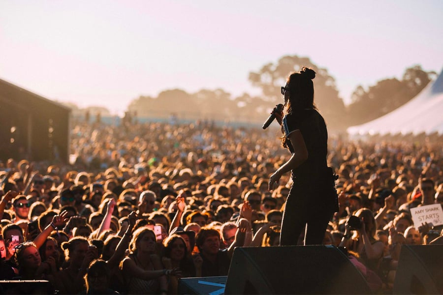 Image of Amy Shark performing at the 2017 edition of Groovin the Moo in Maitland