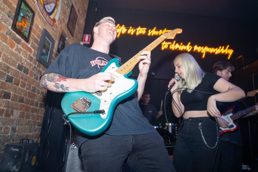 Image of Eliza & The Delusionals performing for the Sailor Jerry’s Road to Rolling Stone Awards concert series