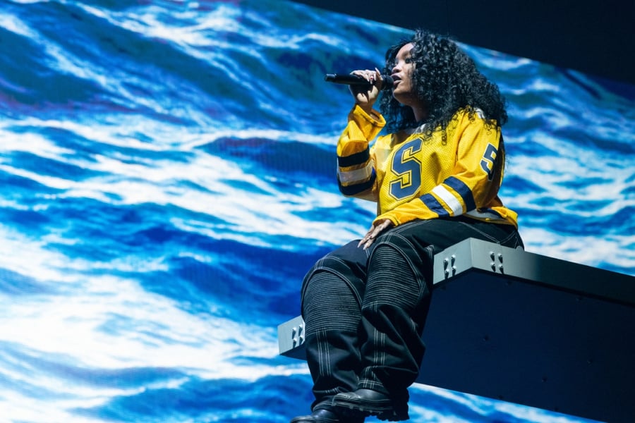 Watch Phoebe Bridgers, Cardi B Join SZA for Madison Square Garden Performance