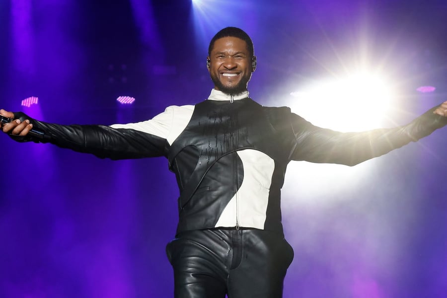 Usher Super Bowl Halftime Show