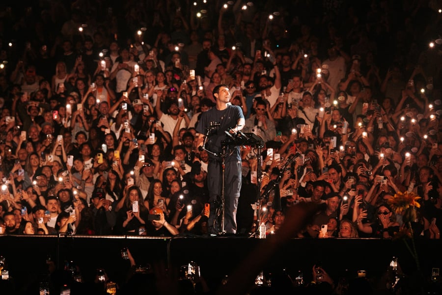 Fred again.. in Los Angeles concert