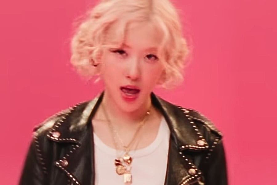 Rosé Makes ARIA History ‘APT.’ Hits No. 1, a First for Solo Female K