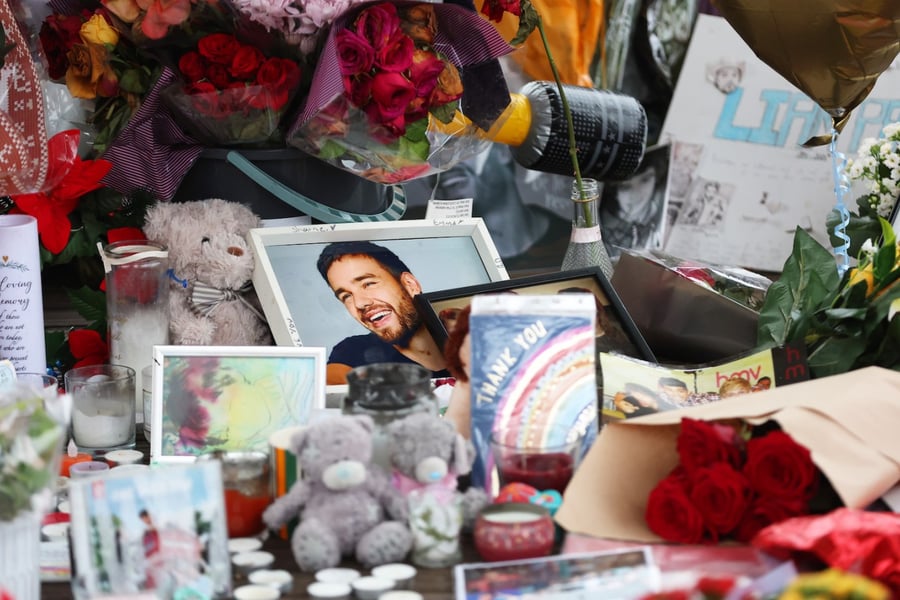 Liam Payne flowers and tributes