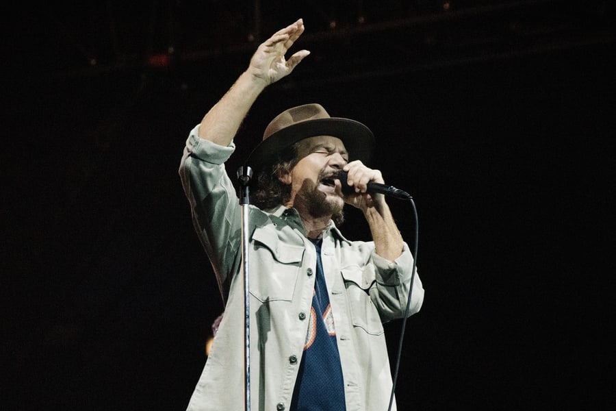 Pearl Jam vocalist Eddie Vedder performs in Auckland