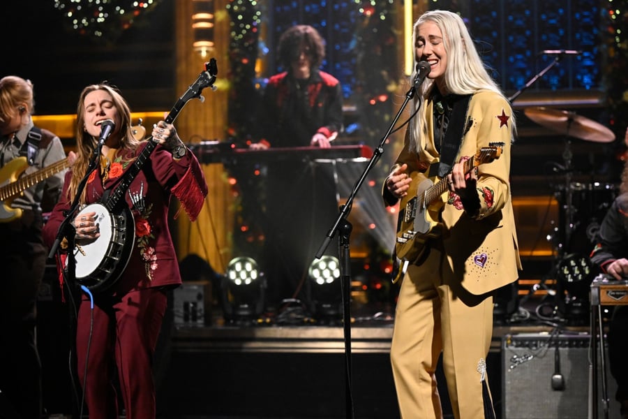 Julien Baker and Torres on 'Fallon'
