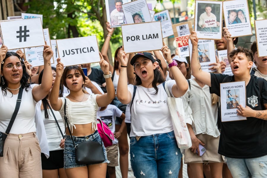 Liam Payne fans protest in Argentina
