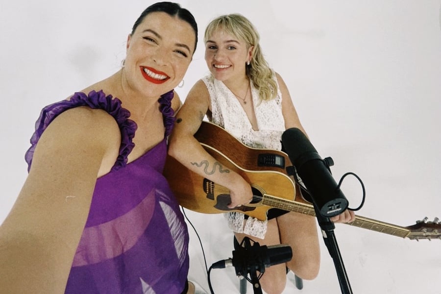 Georgia Lines and Amber Carly Williams on INTROS