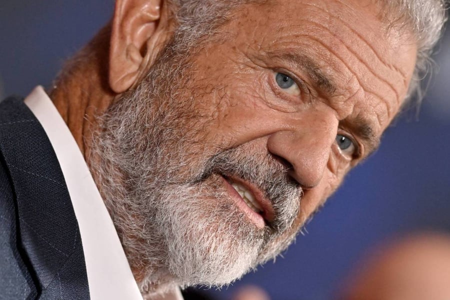 Mel Gibson