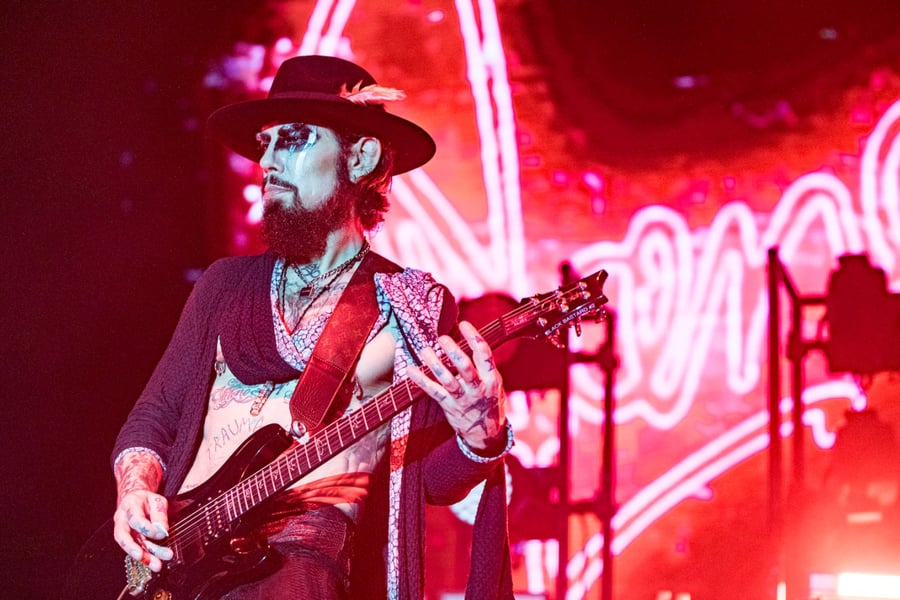 Dave Navarro