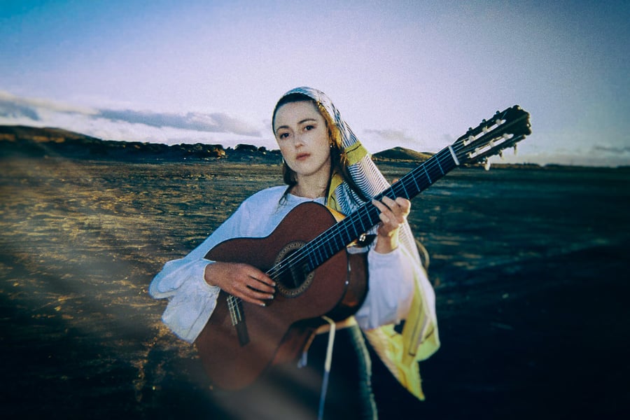 Greta O'Leary press image