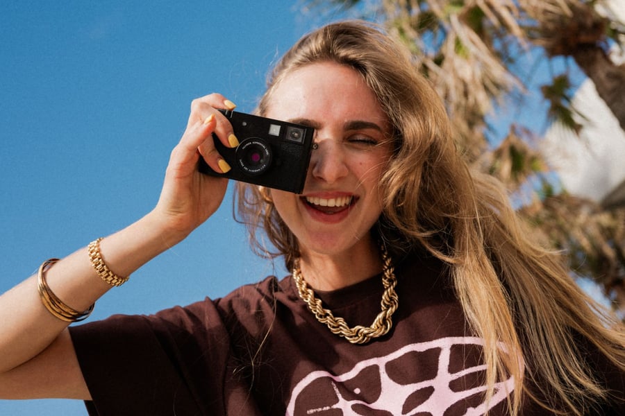 Fujifilm X half camera