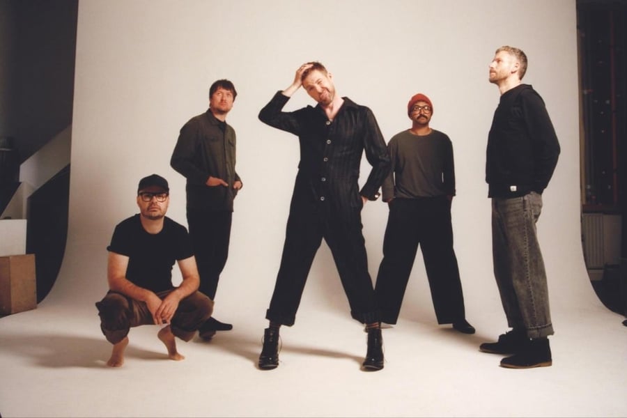 Kaiser Chiefs press image